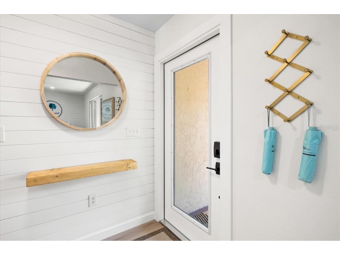 2641 Hyde Park Street Sarasota FL 34239 A4674478 image4