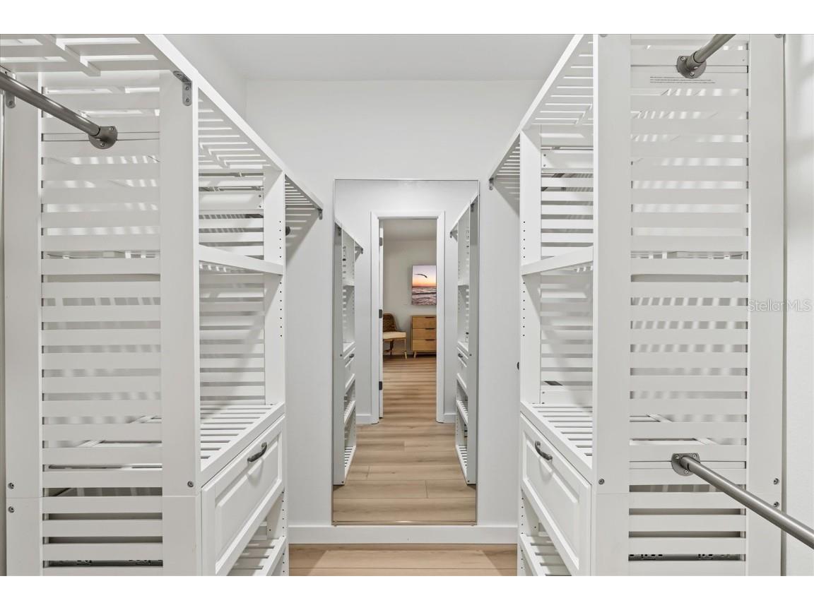 2641 Hyde Park Street Sarasota FL 34239 A4674478 image40