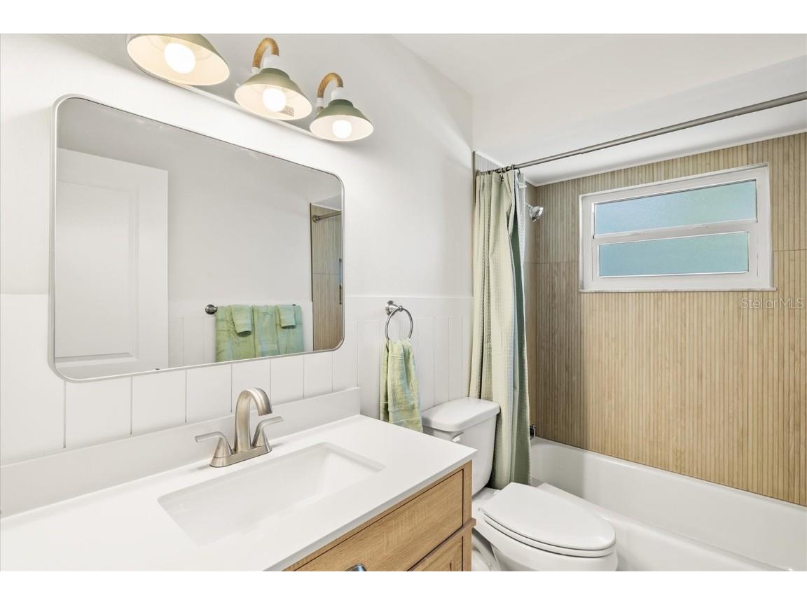 2641 Hyde Park Street Sarasota FL 34239 A4674478 image43