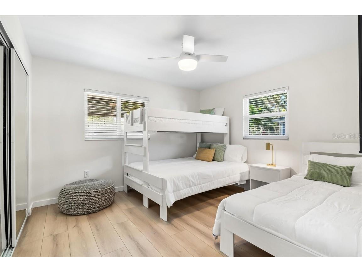 2641 Hyde Park Street Sarasota FL 34239 A4674478 image44