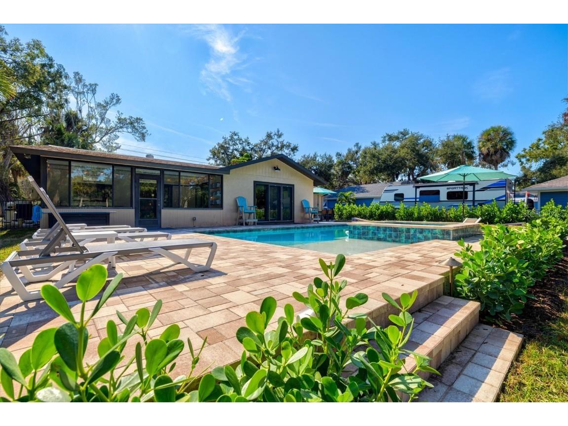 2641 Hyde Park Street Sarasota FL 34239 A4674478 image47