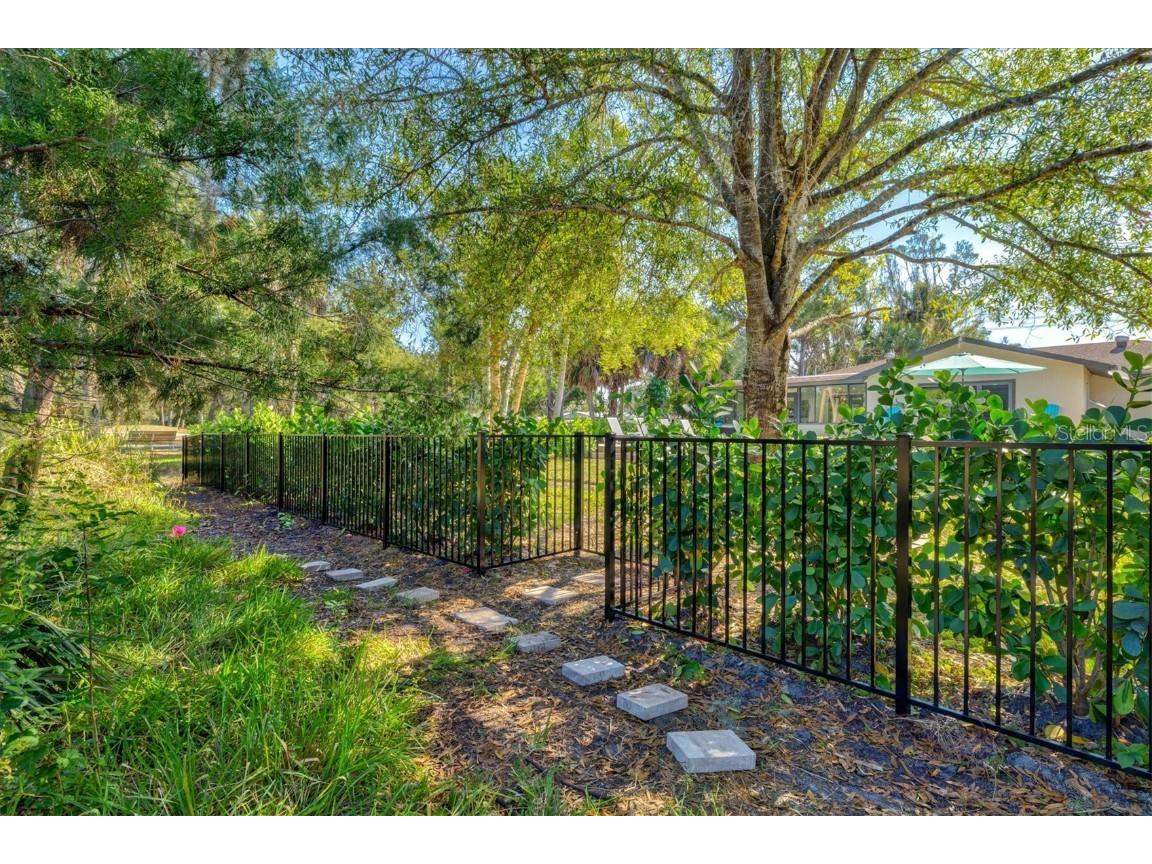 2641 Hyde Park Street Sarasota FL 34239 A4674478 image57