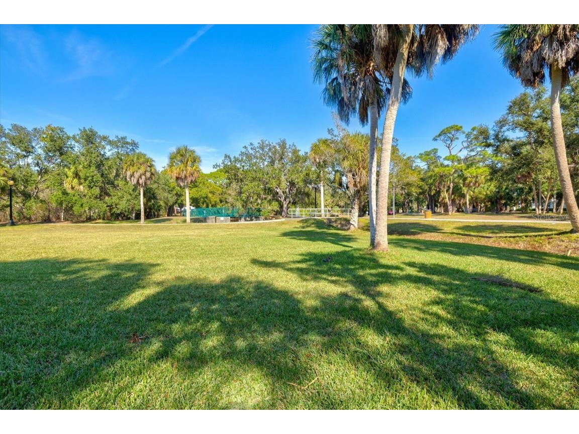 2641 Hyde Park Street Sarasota FL 34239 A4674478 image59