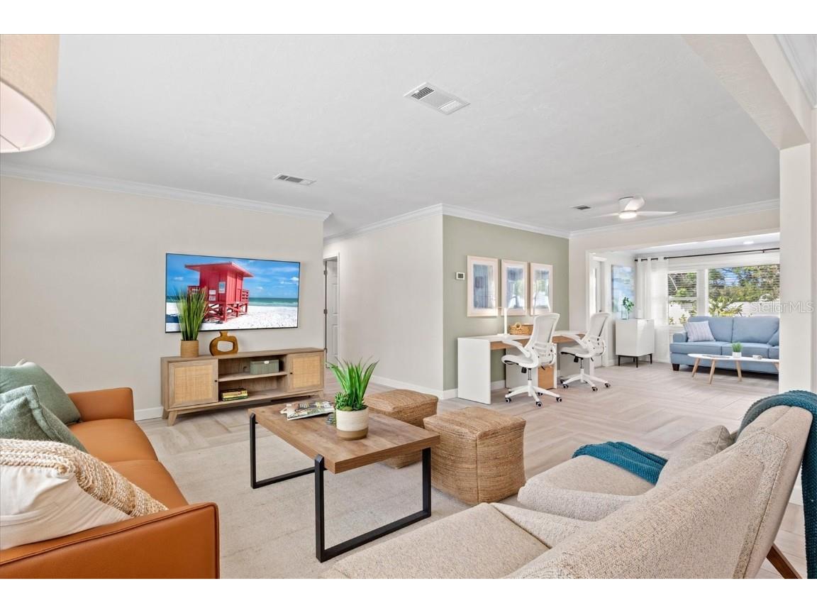 2641 Martin Street Sarasota FL 34237 A4587848 image11