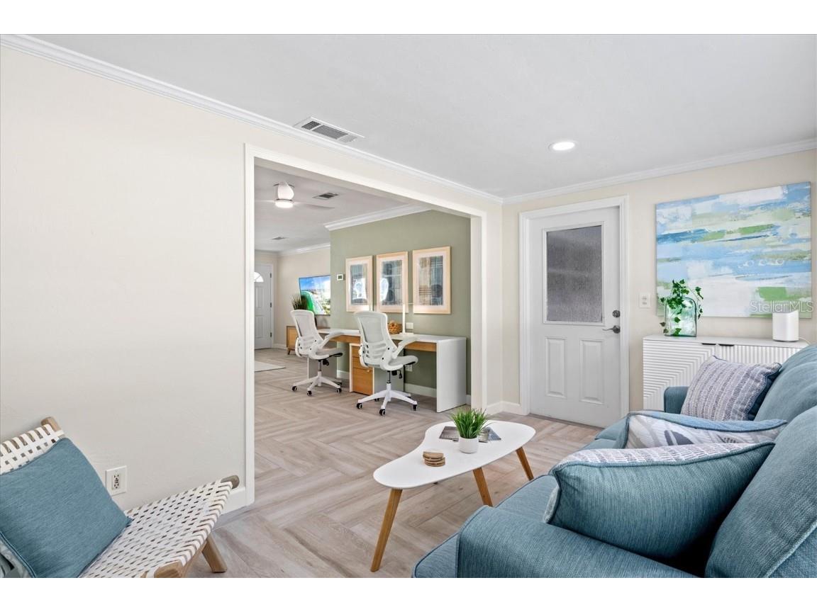 2641 Martin Street Sarasota FL 34237 A4587848 image27