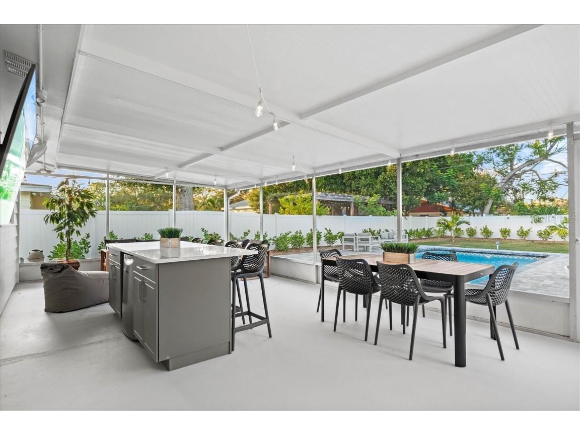 2641 Martin Street Sarasota FL 34237 A4587848 image30