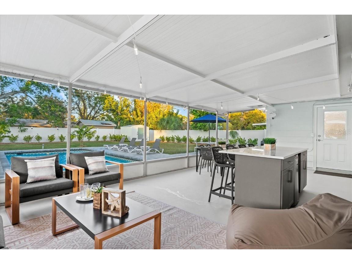 2641 Martin Street Sarasota FL 34237 A4587848 image32