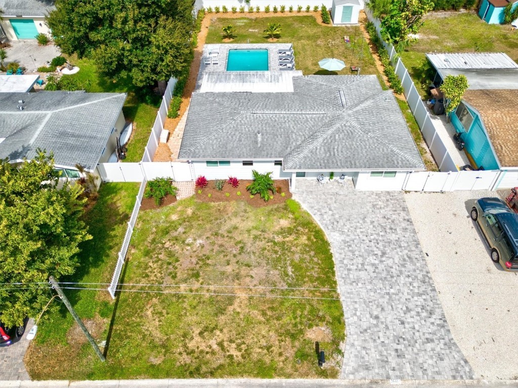 2641 Martin Street Sarasota FL 34237 A4587848 image67