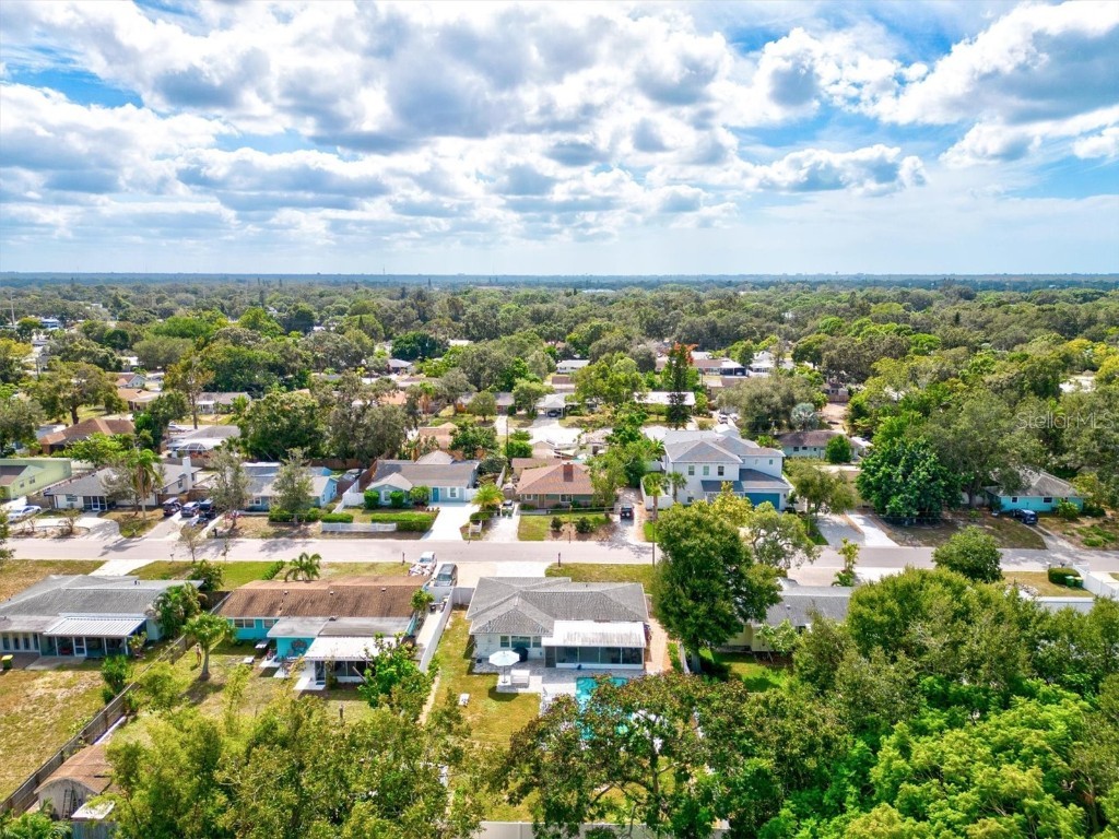 2641 Martin Street Sarasota FL 34237 A4587848 image72