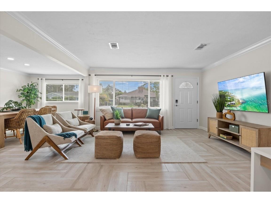 2641 Martin Street Sarasota FL 34237 A4587848 image9