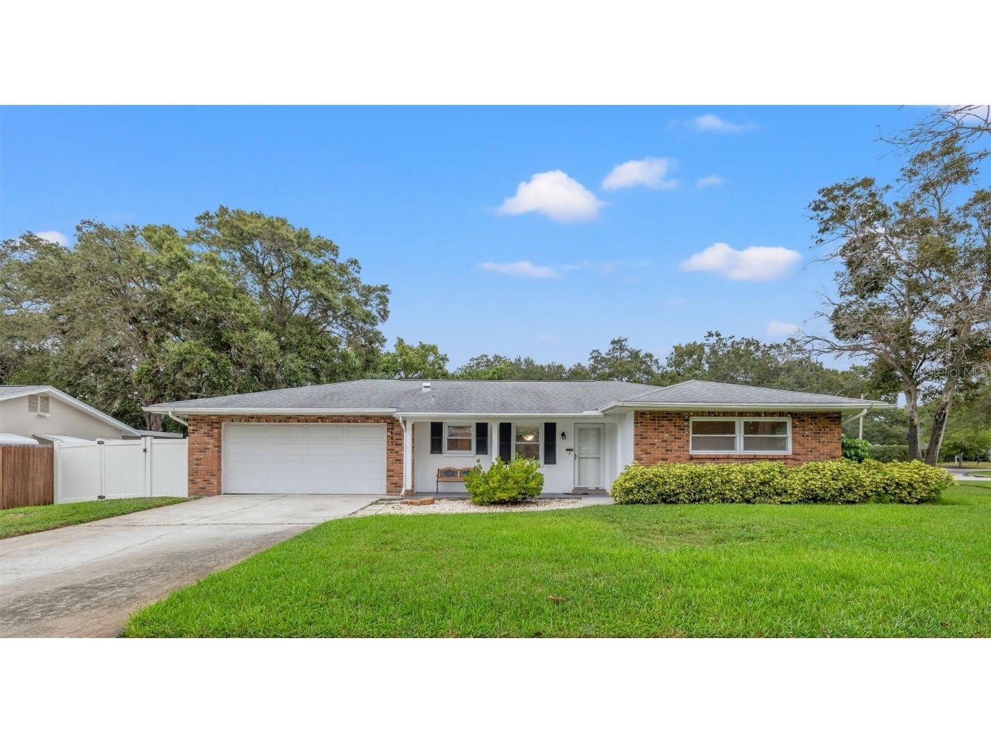 2641 Oakbrook Drive Largo FL 33770 U8216466 image1