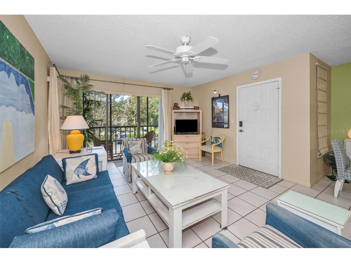 2642 Pine Ridge Way S #D2 Palm Harbor FL 34684 TB8423017 image10