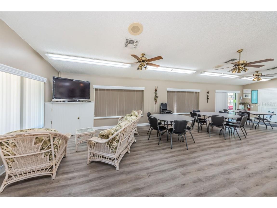 2642 Pine Ridge Way S #D2 Palm Harbor FL 34684 TB8423017 image46