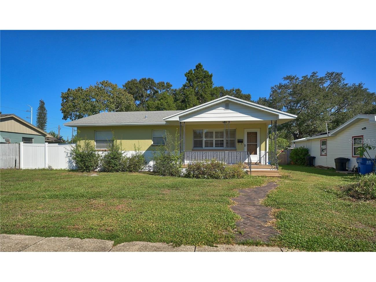 2643 39th Avenue N Saint Petersburg FL 33714 U8218234 image1