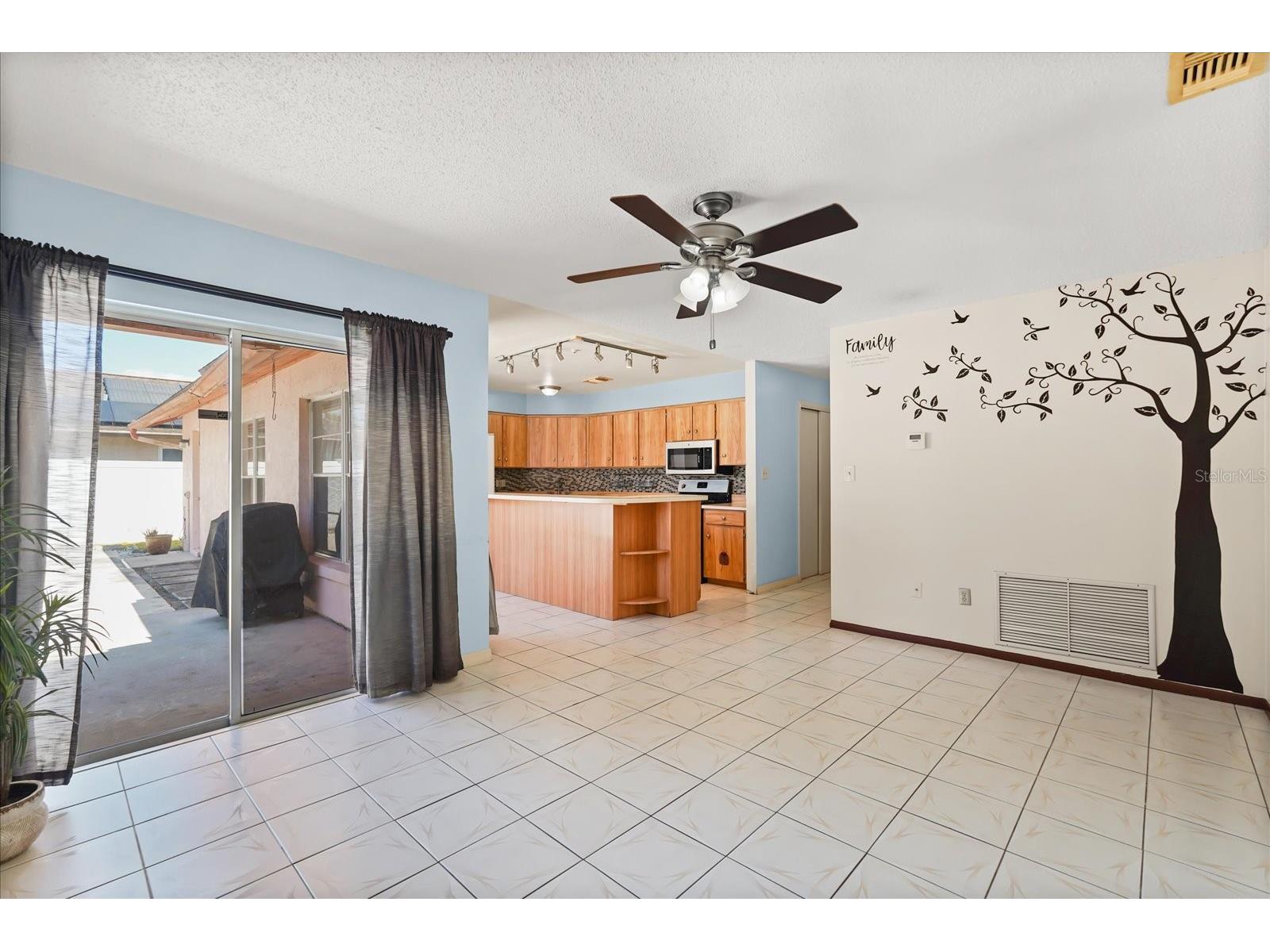2643 Camomile Drive Orlando FL 32837 O6406054 image16