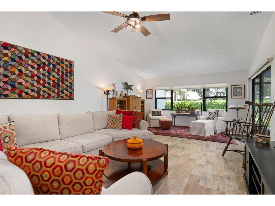 2644 Moss Oak Drive #47 Sarasota FL 34231 A4667304 image10