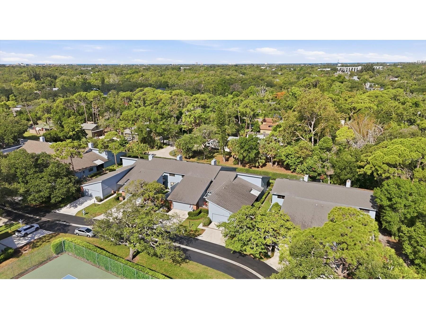 2644 Moss Oak Drive #47 Sarasota FL 34231 A4694071 image35