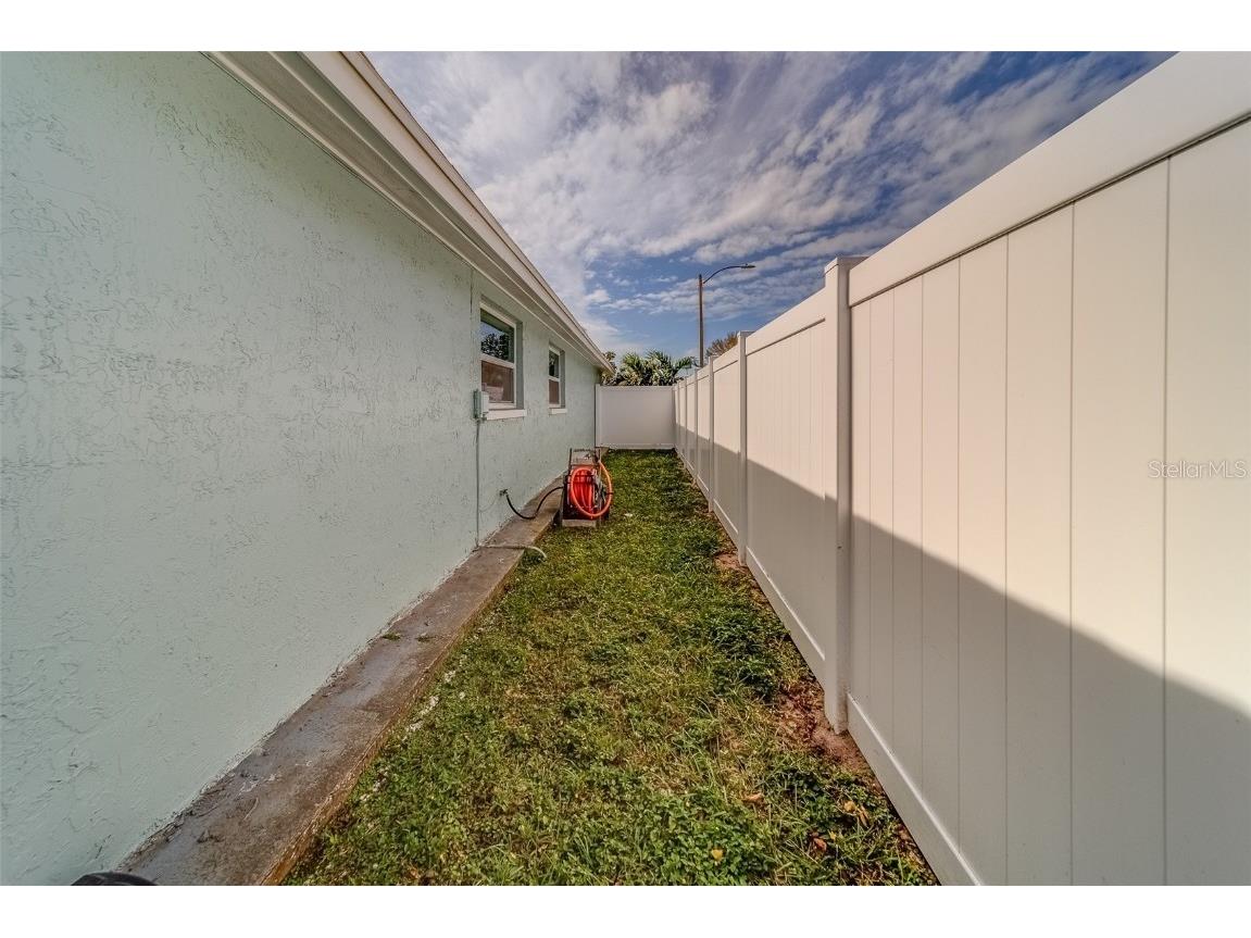 2646 Albion Street Holiday FL 34691 TB8446227 image42