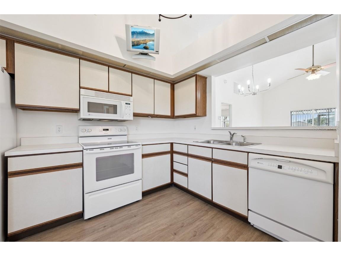 2647 Horseshoe Bay Drive Kissimmee FL 34741 O6334962 image6