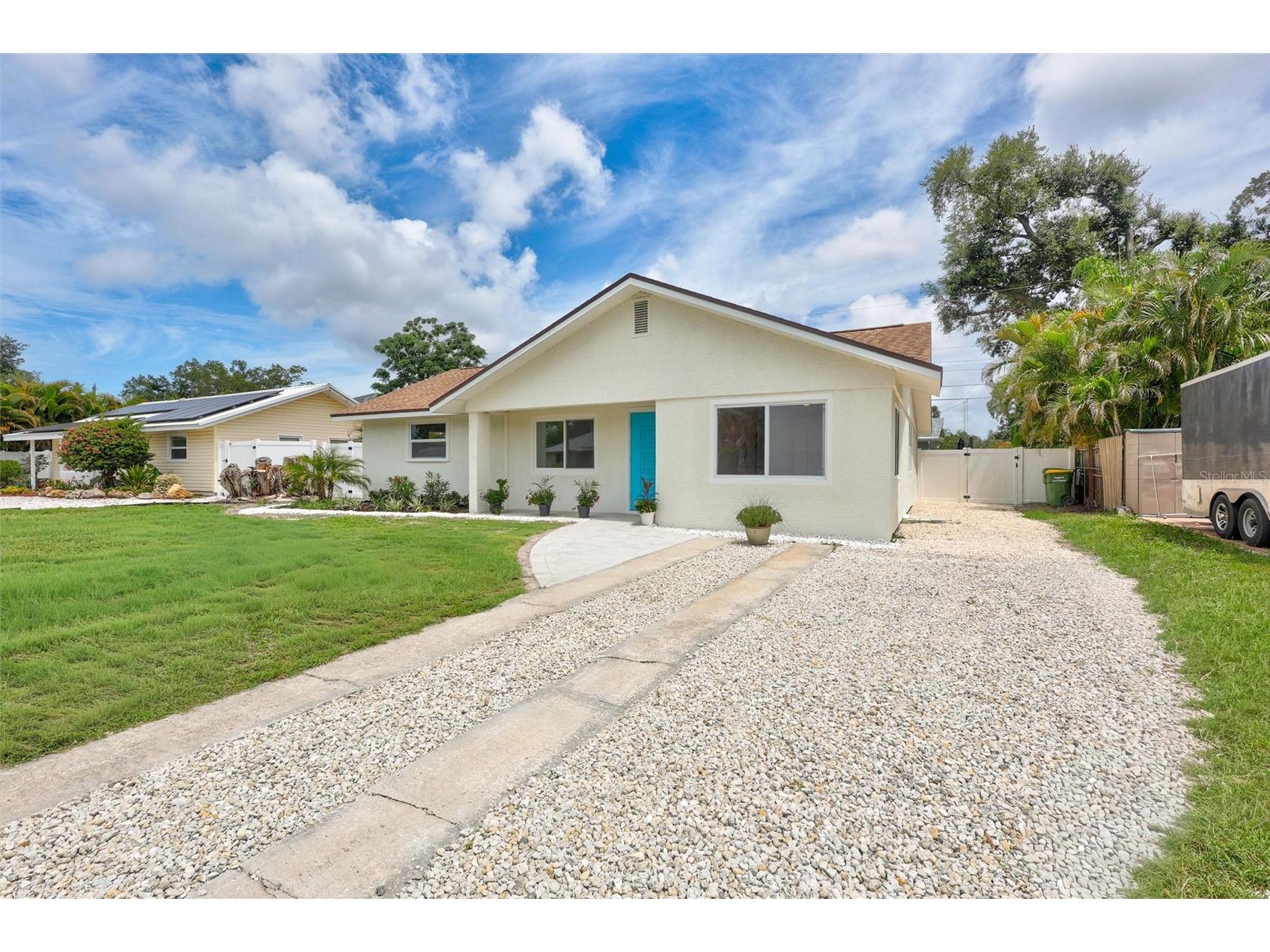 2647 Sydelle Street Sarasota FL 34237 A4695270 image1