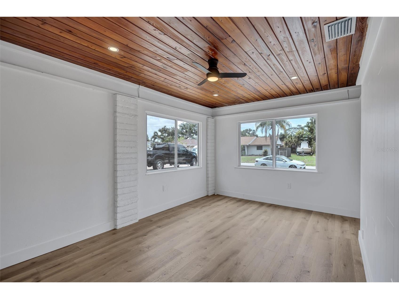 2647 Sydelle Street Sarasota FL 34237 A4695270 image17