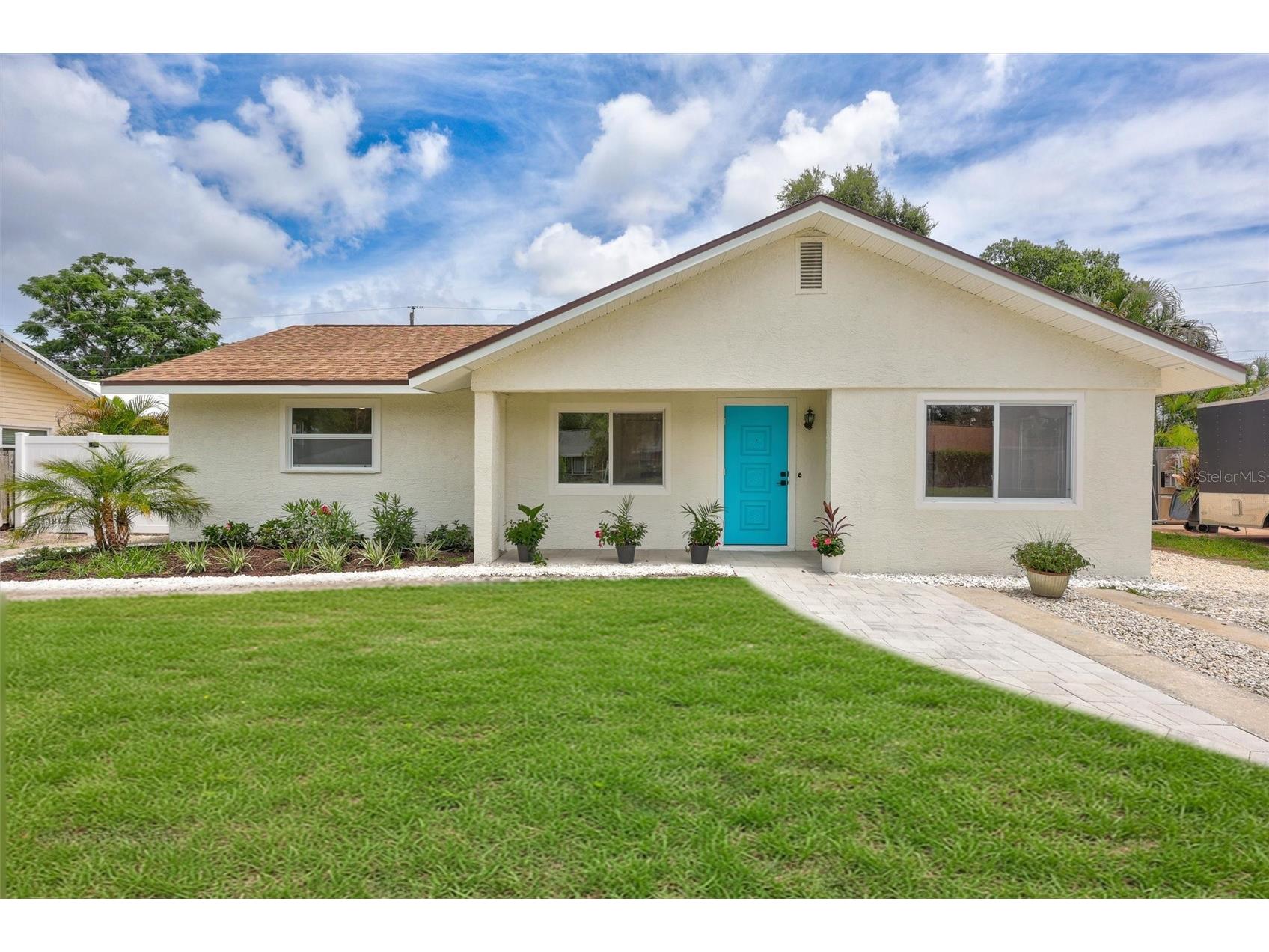 2647 Sydelle Street Sarasota FL 34237 A4695270 image2