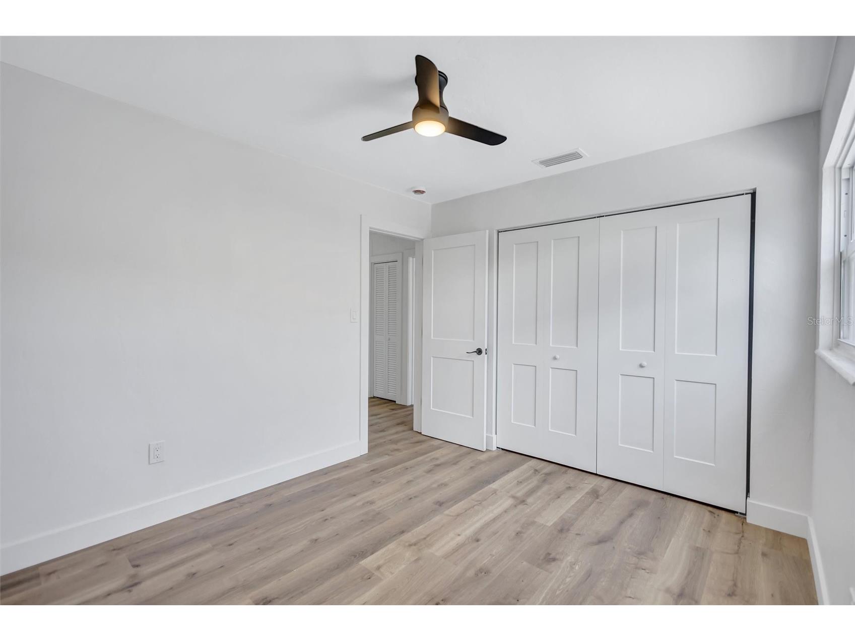 2647 Sydelle Street Sarasota FL 34237 A4695270 image32