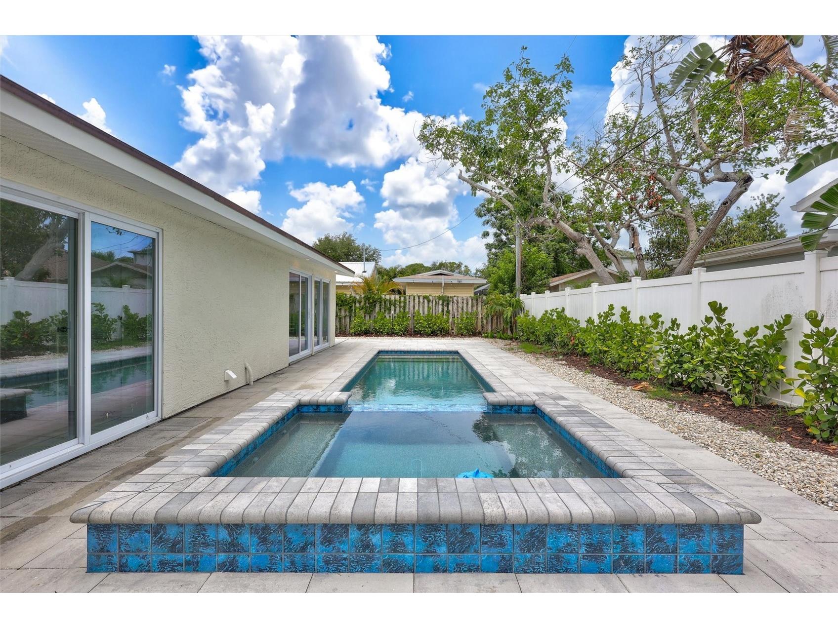 2647 Sydelle Street Sarasota FL 34237 A4695270 image37
