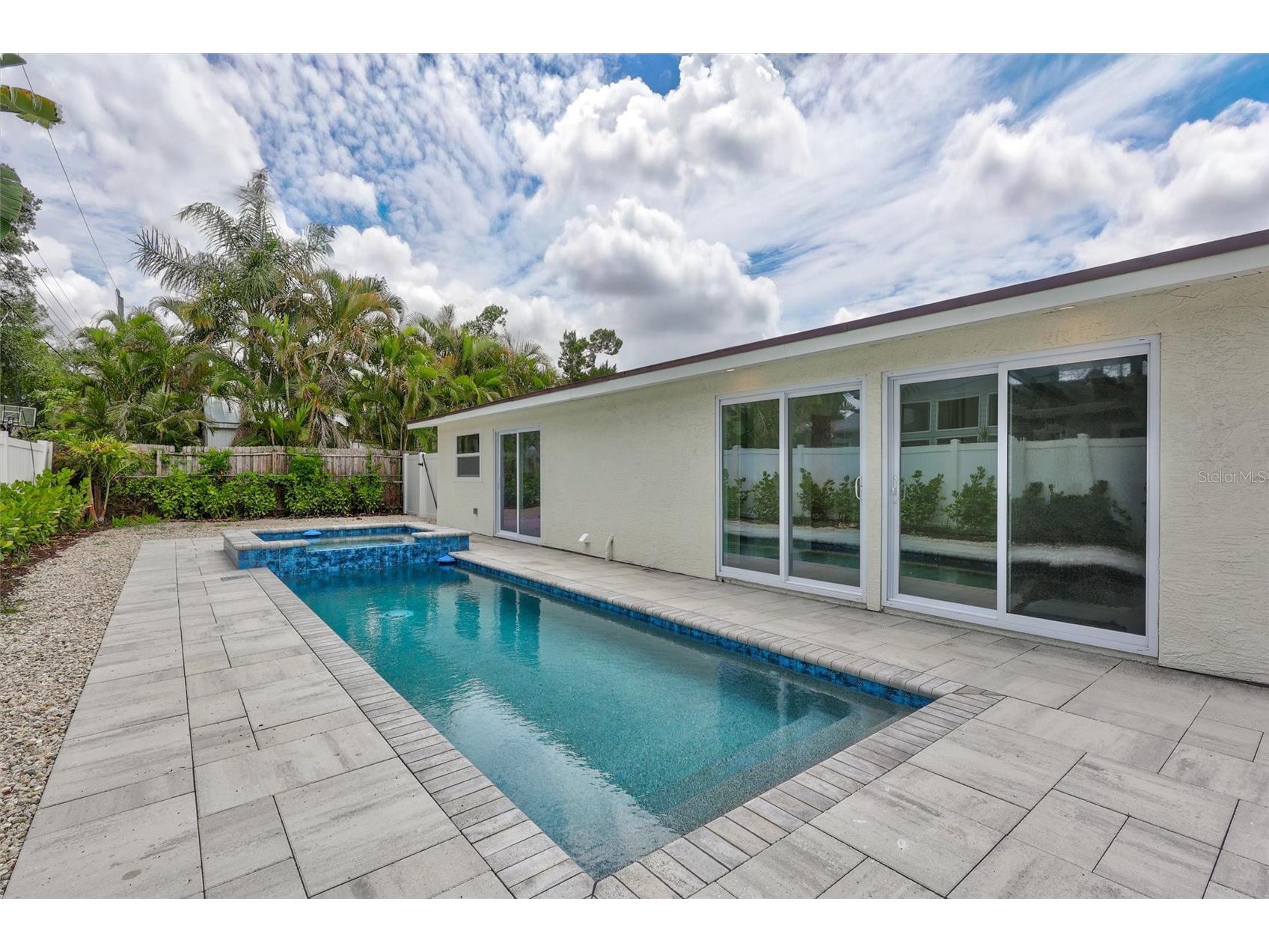 2647 Sydelle Street Sarasota FL 34237 A4695270 image39