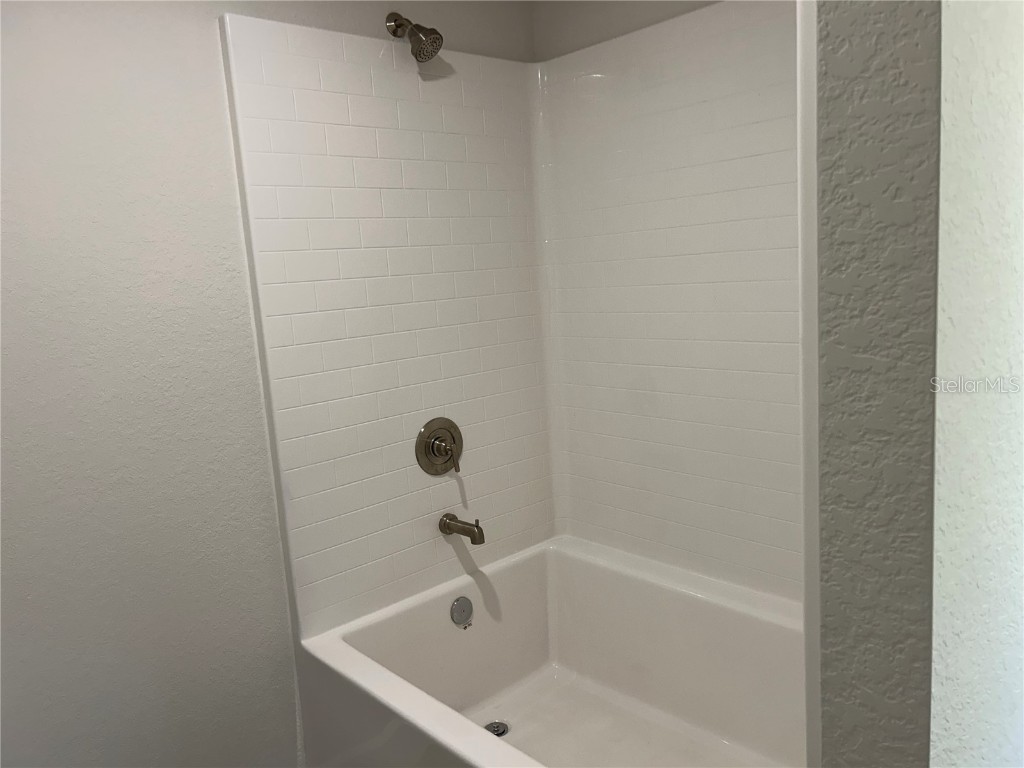 2648 Averland Loop North Port FL 34287 A4636615 image16