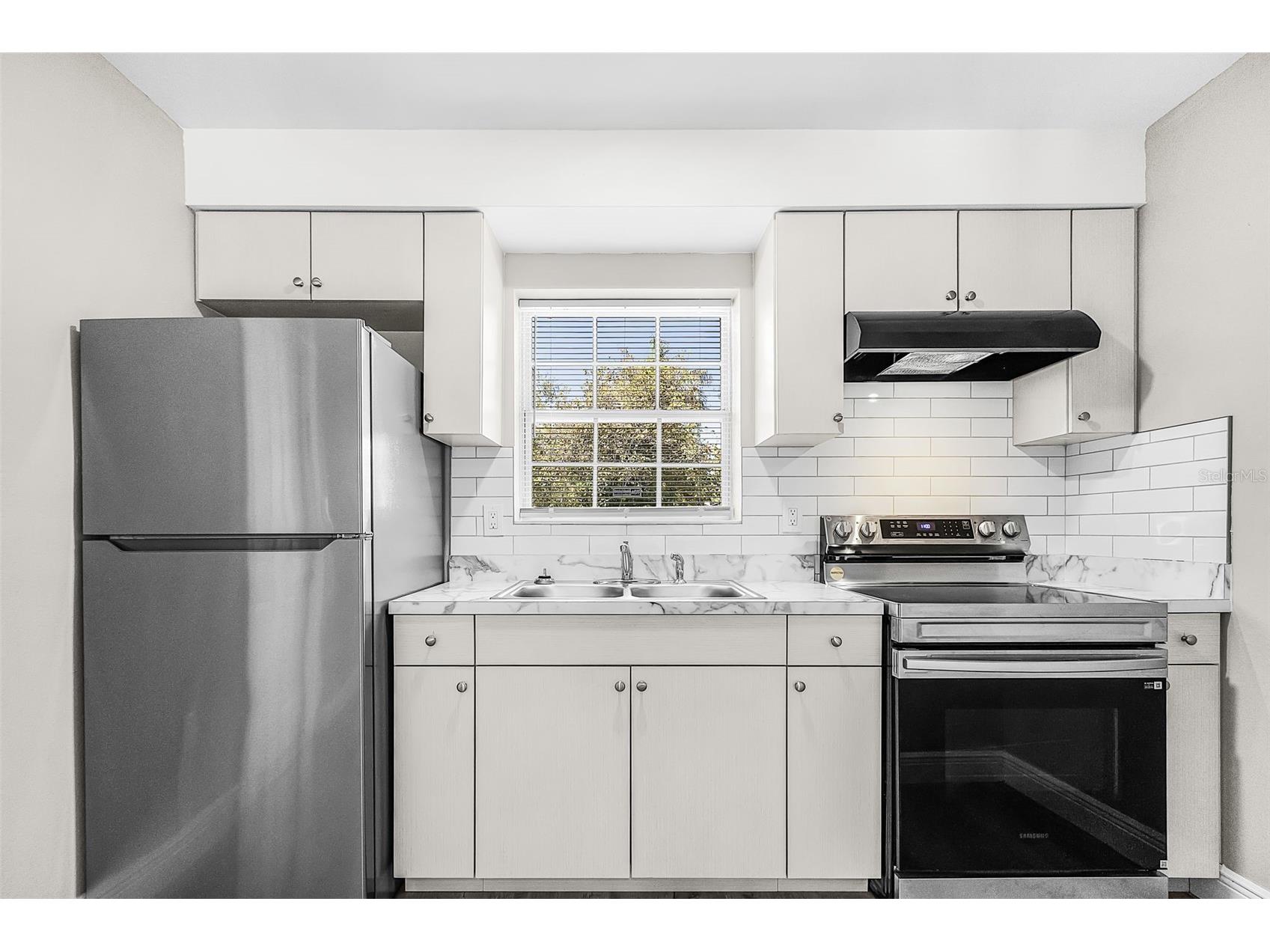 2648 Michigan Avenue Fort Myers FL 33916 C7526303 image10