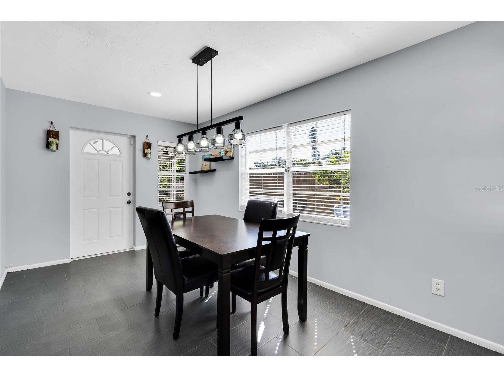2648 Nassau Street Sarasota FL 34231 A4684827 image10