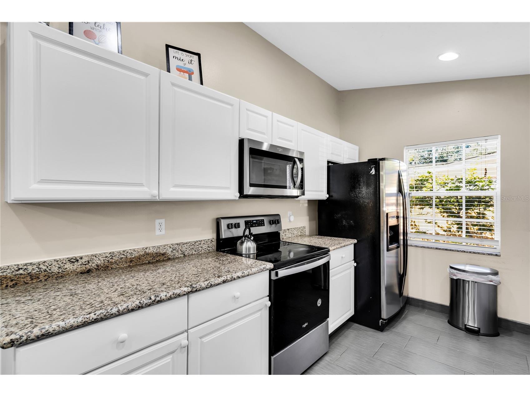 2648 Nassau Street Sarasota FL 34231 A4684827 image8