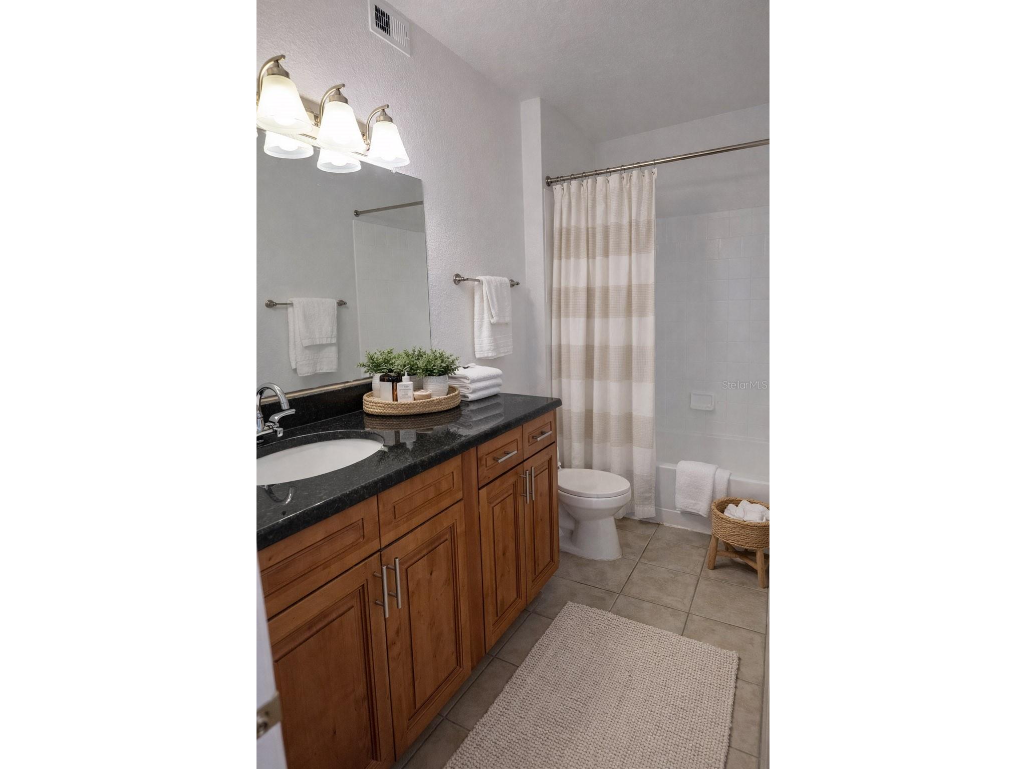 2648 Robert Trent Jones Drive #227 Orlando FL 32835 O6390608 image27