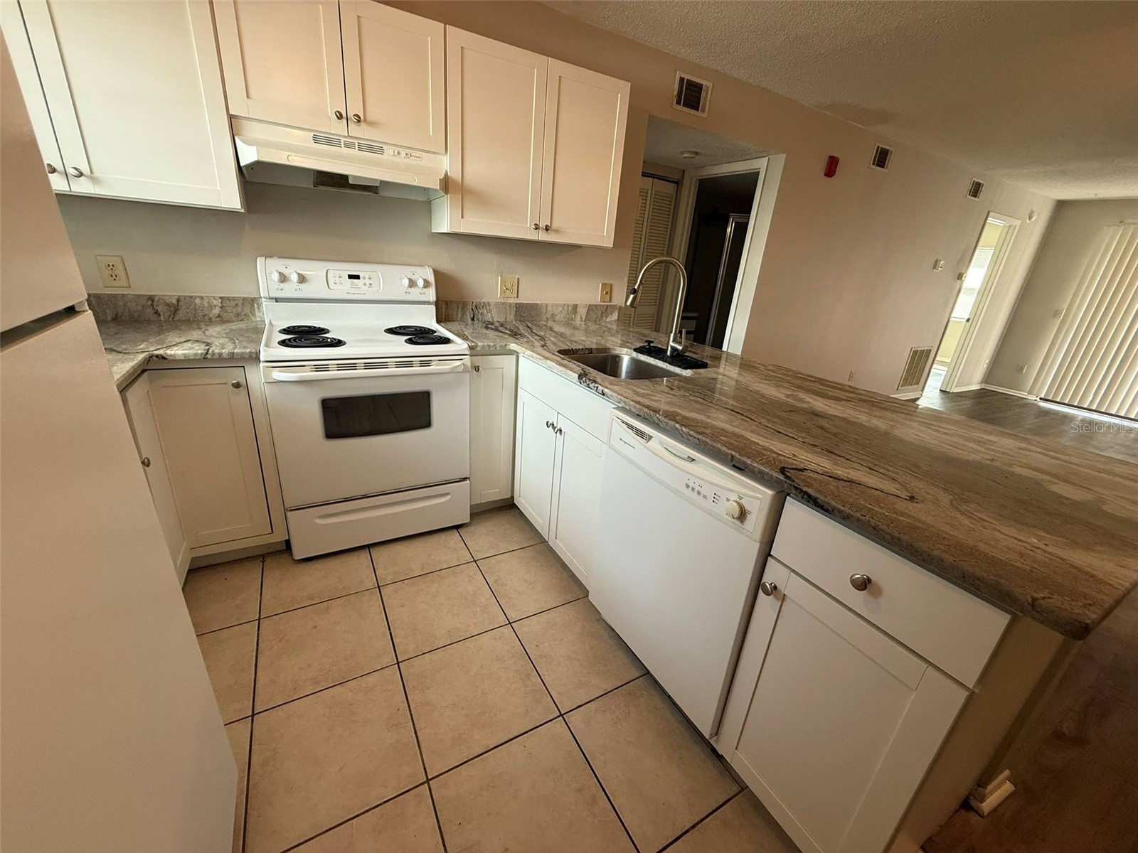 26485 Rampart Boulevard #D1 Punta Gorda FL 33983 C7521913 image6