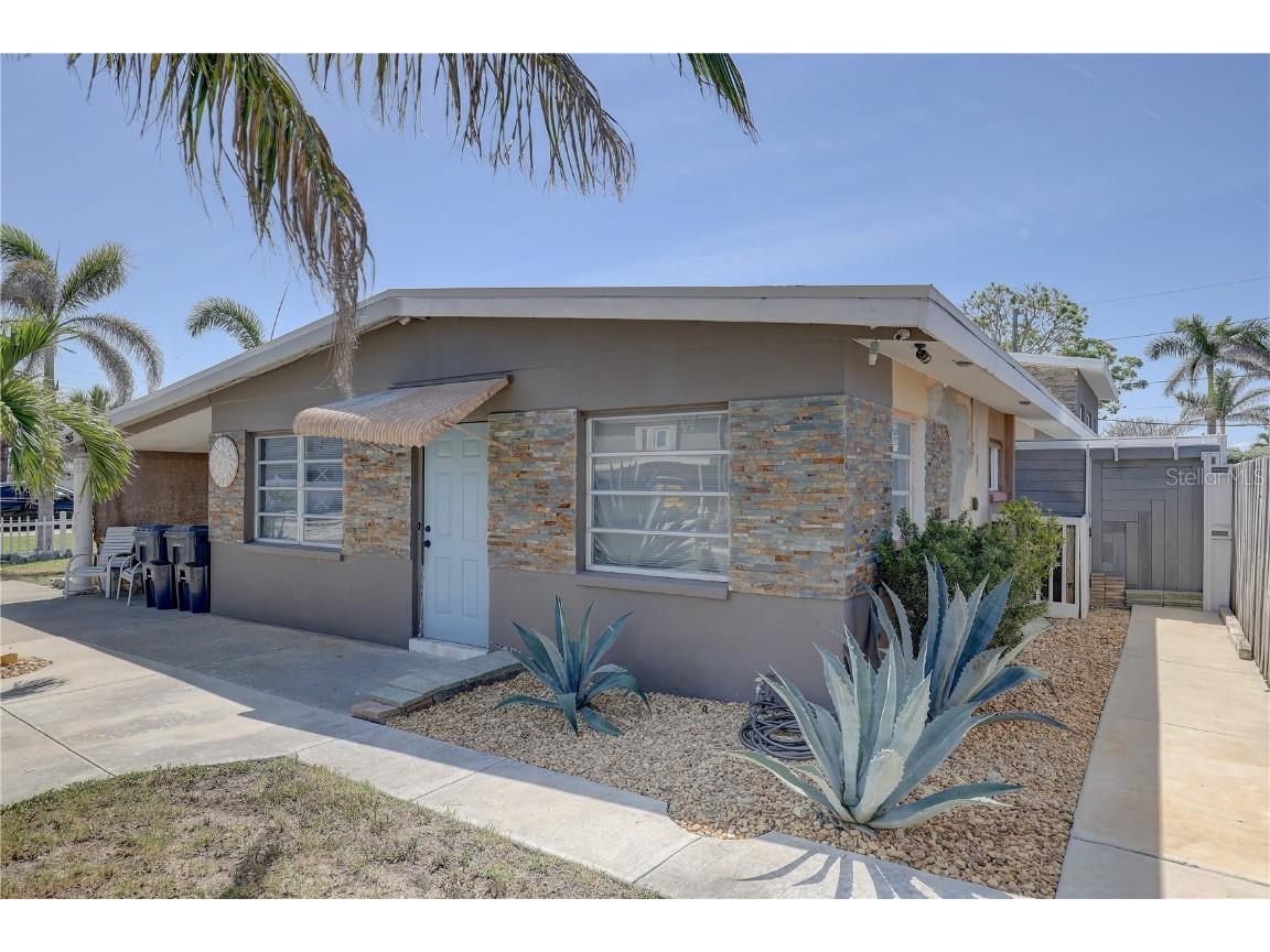 265 115th Avenue Treasure Island FL 33706 TB8386220 image1