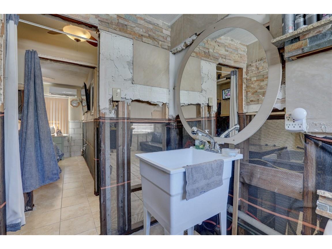 265 115th Avenue Treasure Island FL 33706 TB8386220 image22