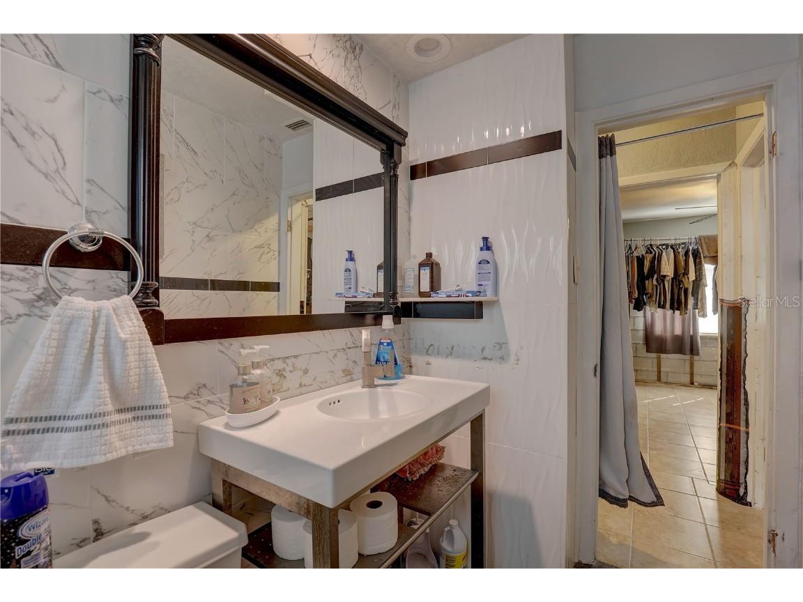 265 115th Avenue Treasure Island FL 33706 TB8386220 image27