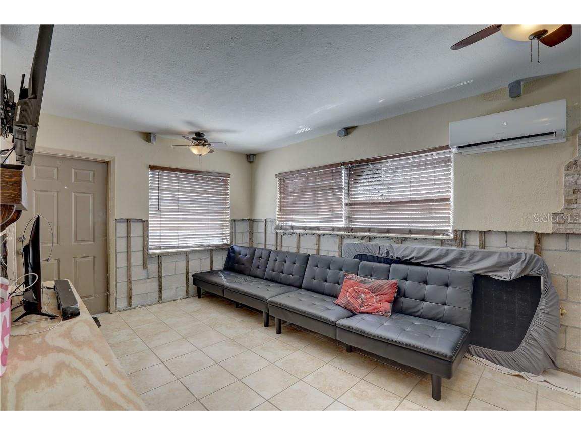 265 115th Avenue Treasure Island FL 33706 TB8386220 image9