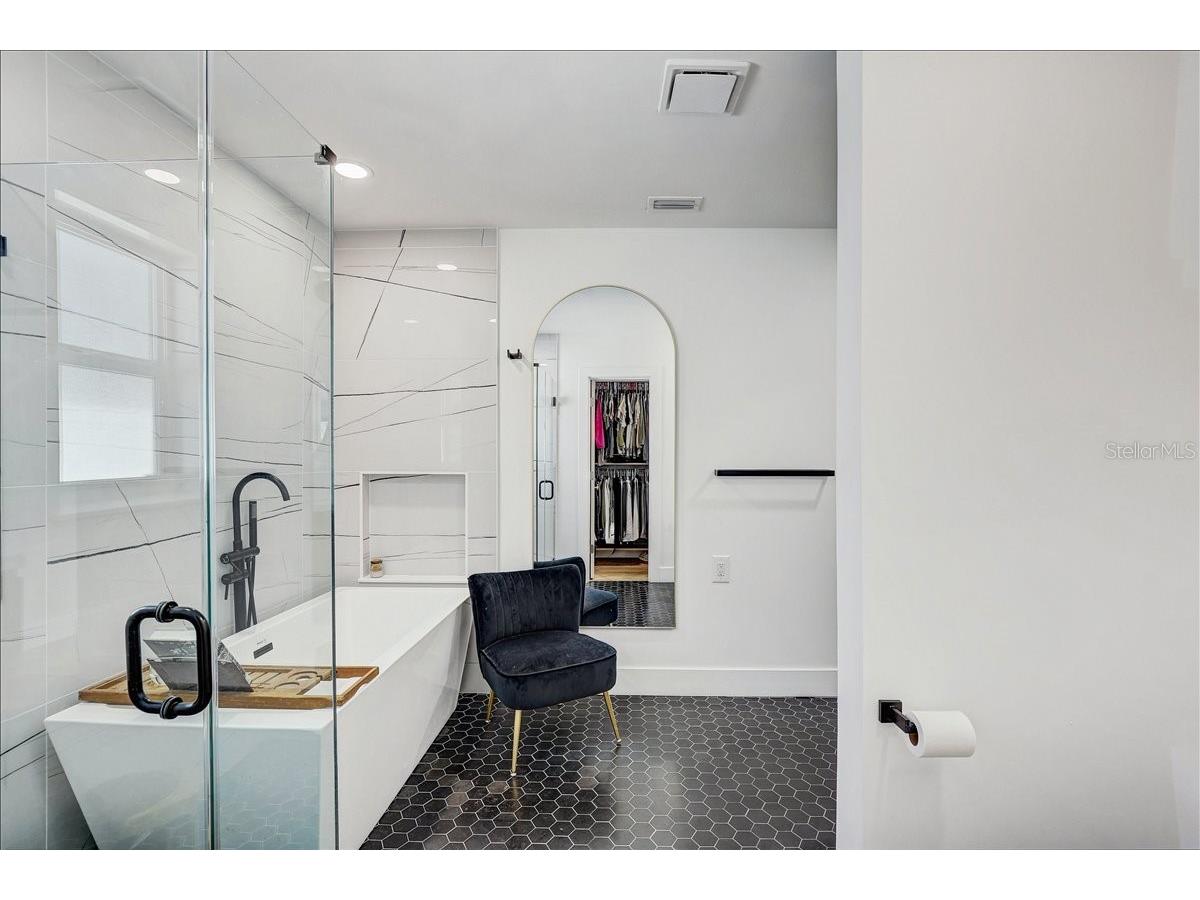 265 96th Avenue N Saint Petersburg FL 33702 - BAY AND GULF TB8431396 image25