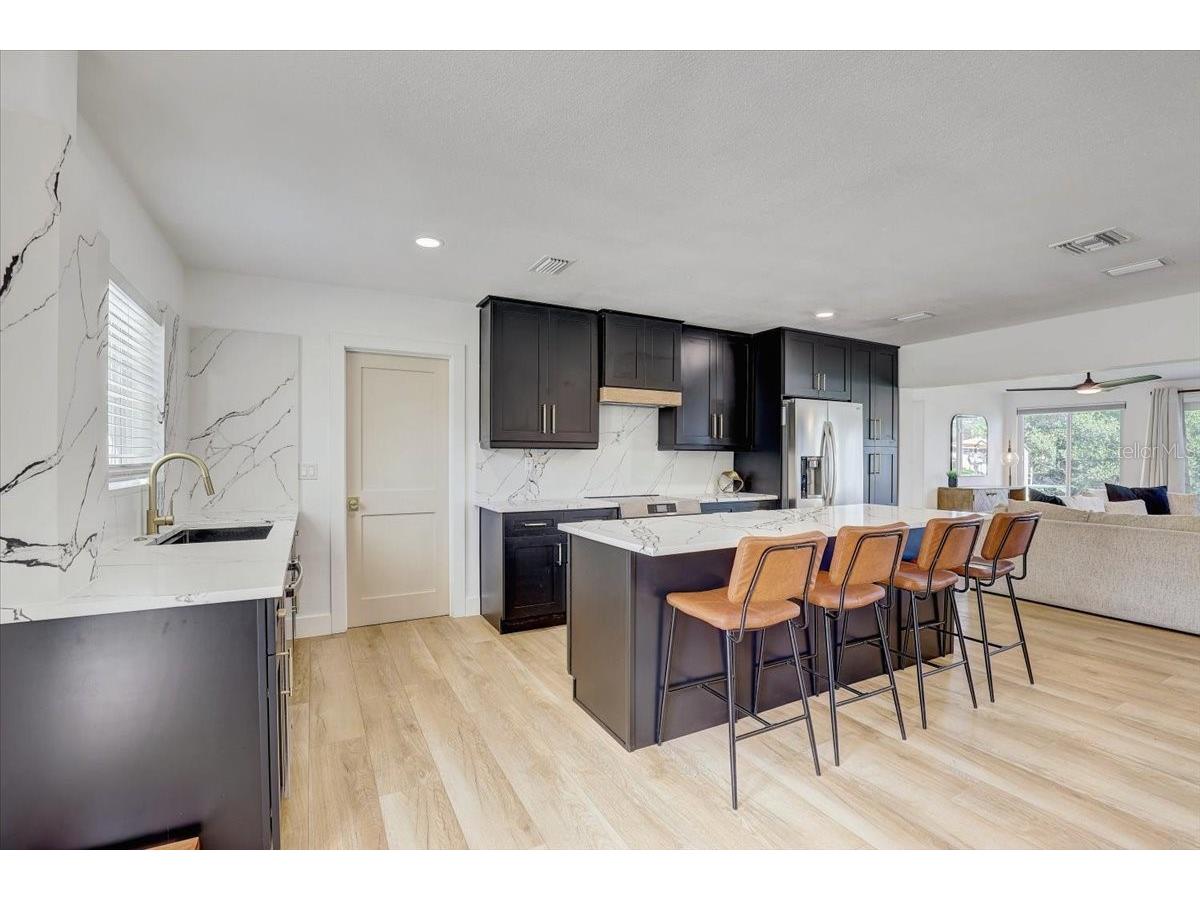 265 96th Avenue N Saint Petersburg FL 33702 - BAY AND GULF TB8431396 image4