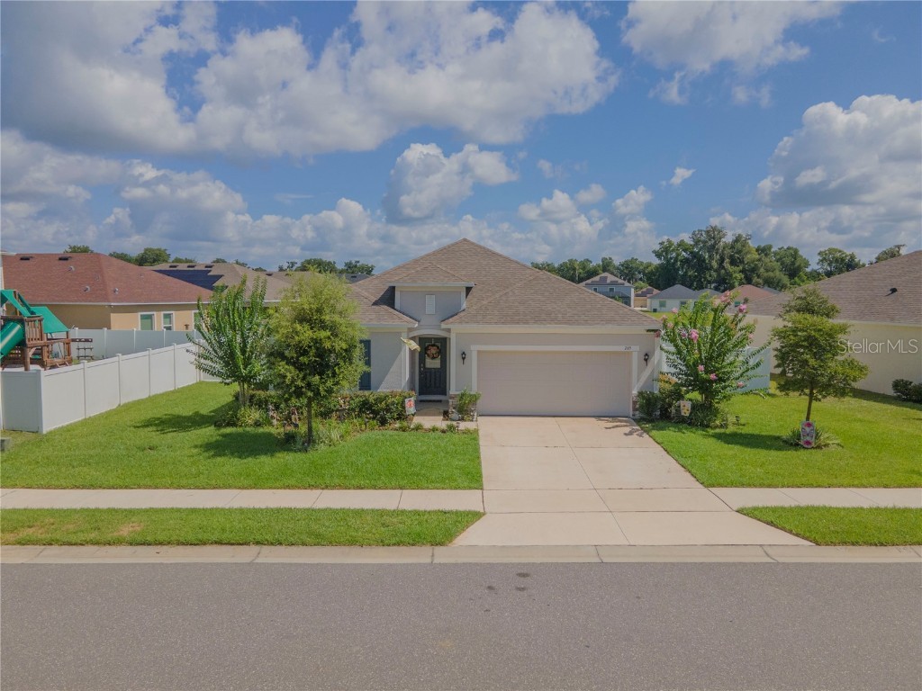 265 E Fiesta Key Loop Deland FL 32720 O6147179 image1