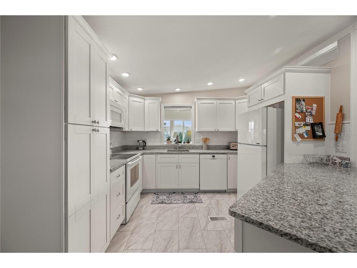 265 Mariner Drive North Port FL 34287 C7516078 image8