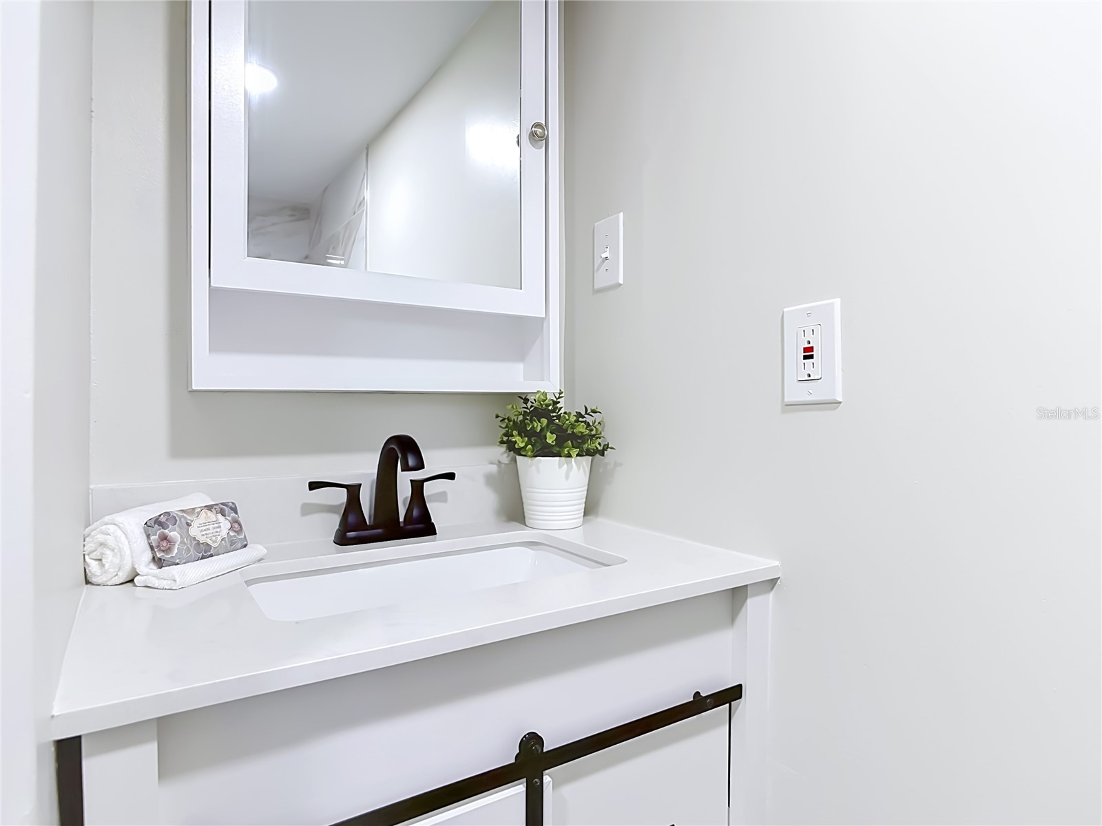265 Newcomb Street New Smyrna Beach FL 32168 V4948232 image36