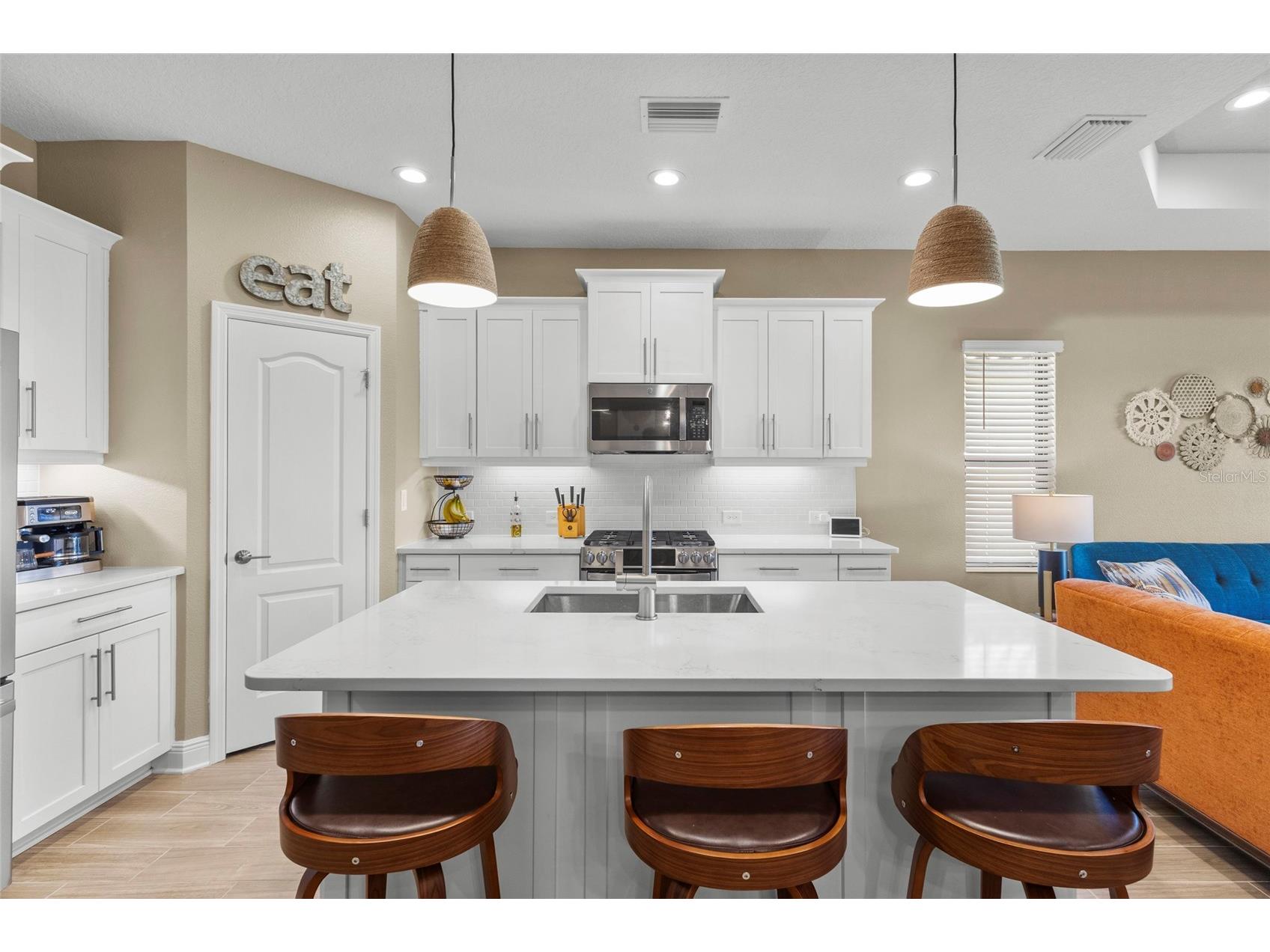265 Potenza Loop Nokomis FL 34275 A4690094 image12