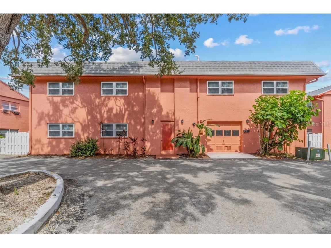 265 SW Lincoln Circle N #2102 Saint Petersburg FL 33703 TB8420112 image1