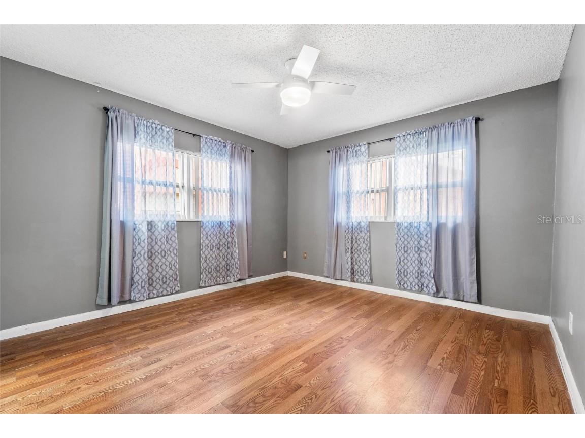 265 SW Lincoln Circle N #2102 Saint Petersburg FL 33703 TB8420112 image13