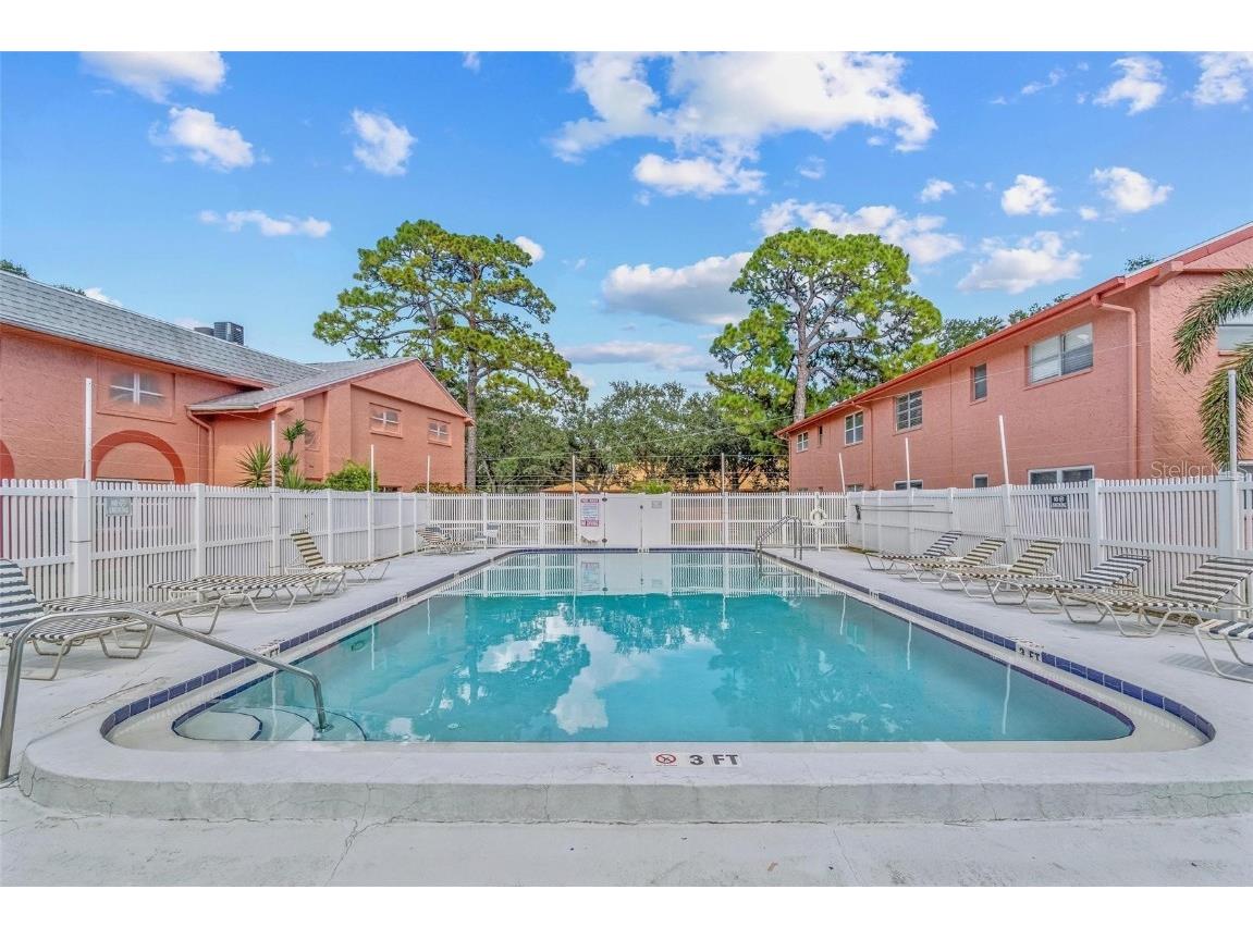 265 SW Lincoln Circle N #2102 Saint Petersburg FL 33703 TB8420112 image2