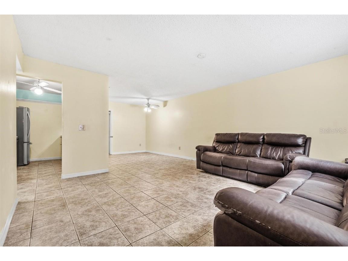 265 SW Lincoln Circle N #2102 Saint Petersburg FL 33703 TB8420112 image6