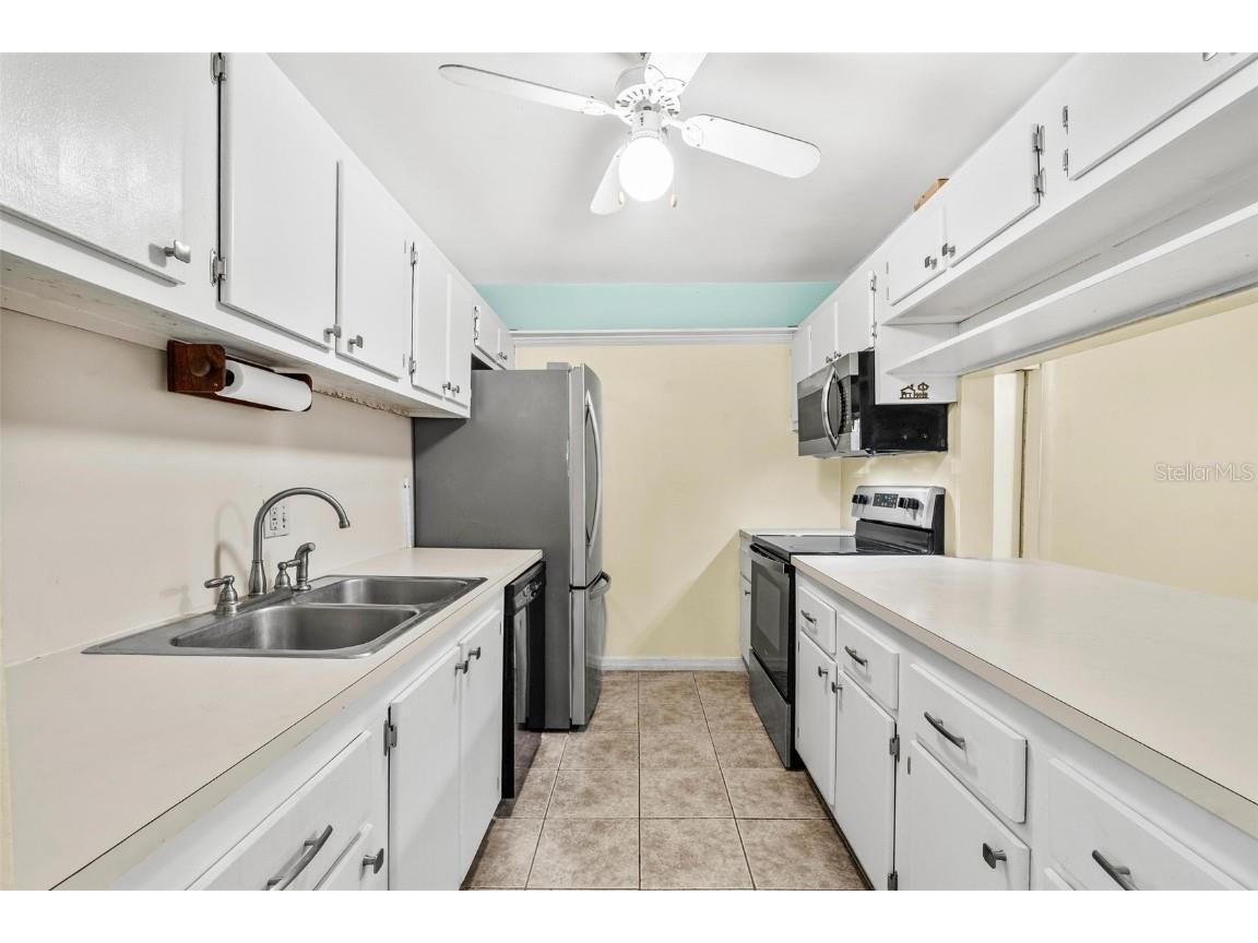 265 SW Lincoln Circle N #2102 Saint Petersburg FL 33703 TB8420112 image7